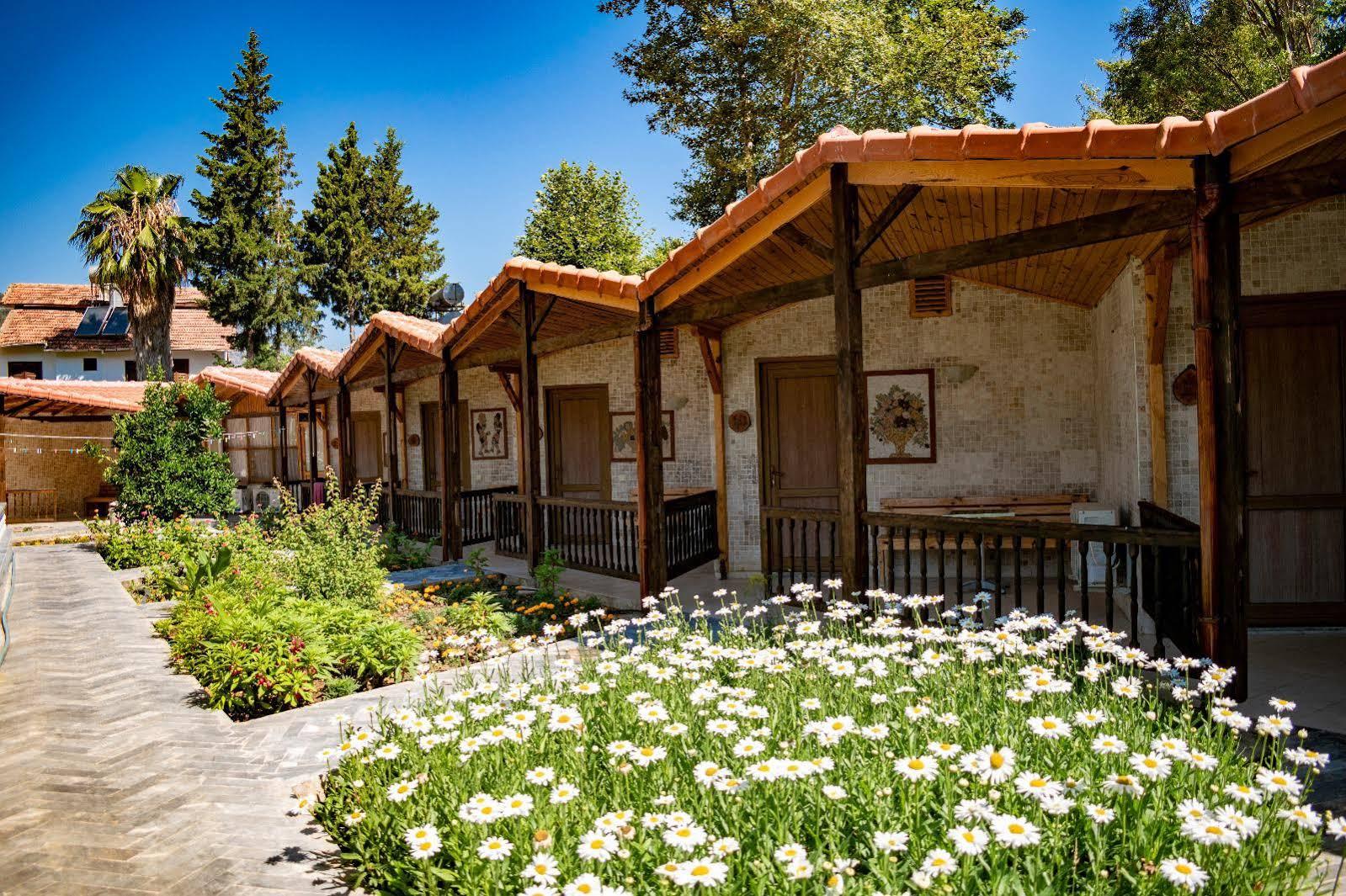 Hotel Likya Adrasan Esterno foto